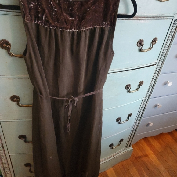 Banana Republic Olive Green Velvet Trim Cottagecore Dress Size 2 - Picture 5 of 6
